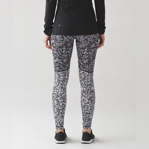 ✨Lululemon✨ Wunder Under Pant - Picture 2 of 11